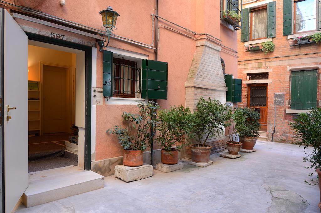 Warm Hospitality Venecia